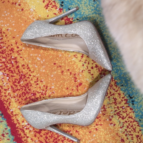 Sam Edelman Gold Women's Shoes - Picture 2 of 6